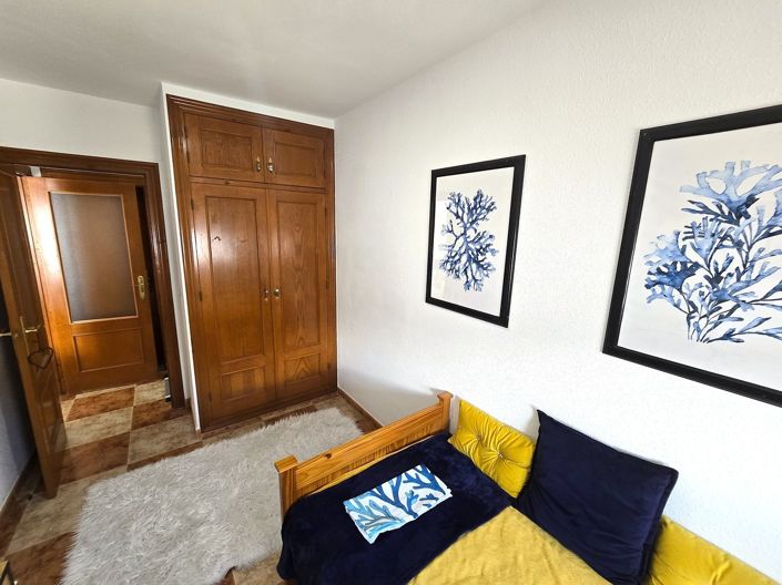 Image No.9-3 Bed Apartment for sale