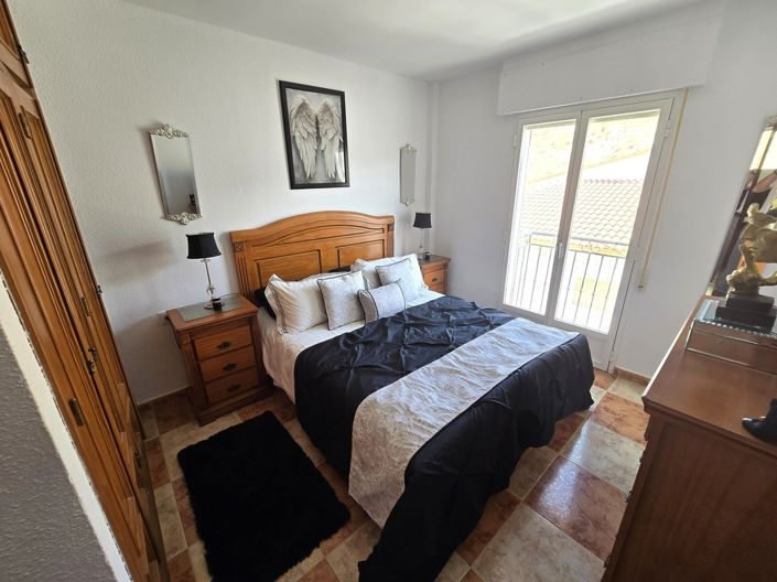 Image No.13-3 Bed Apartment for sale