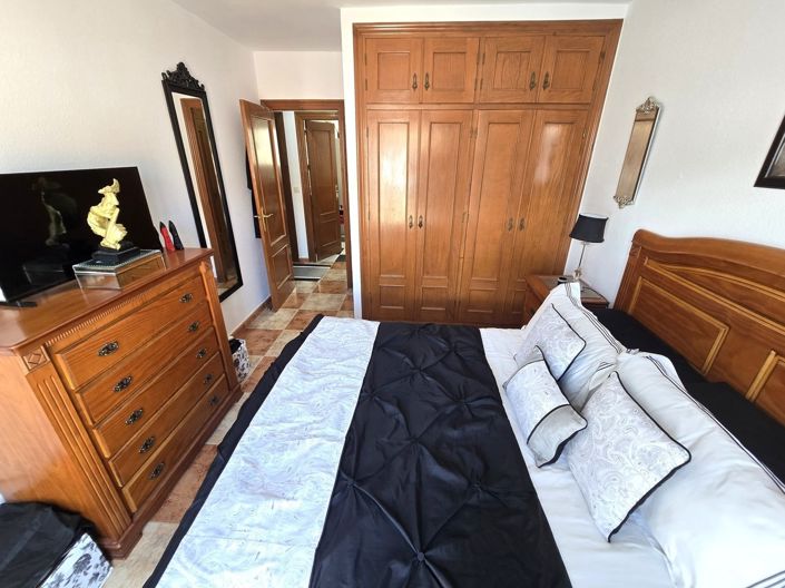 Image No.15-3 Bed Apartment for sale