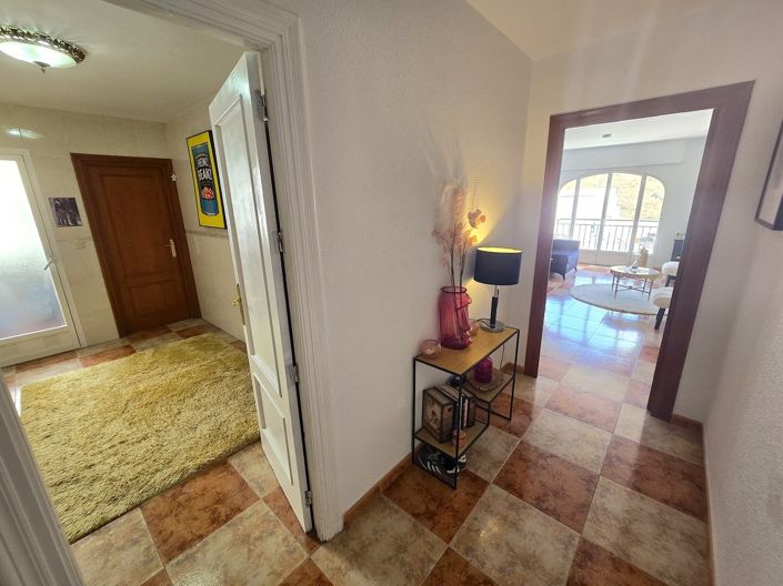 Image No.2-3 Bed Apartment for sale