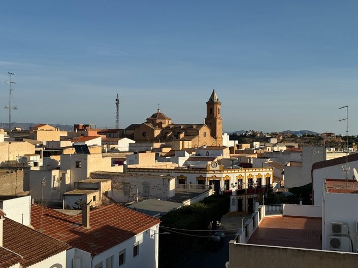 Image No.20-3 Bed Apartment for sale