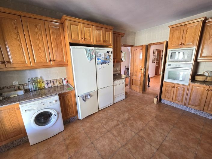 Image No.9-3 Bed Villa for sale