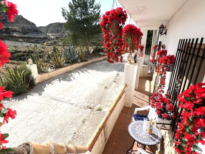 Image No.23-5 Bed House for sale