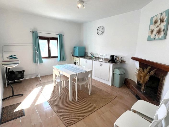 Image No.5-5 Bed House for sale