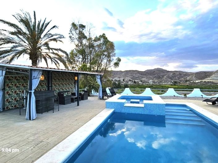 Image No.19-3 Bed Villa for sale