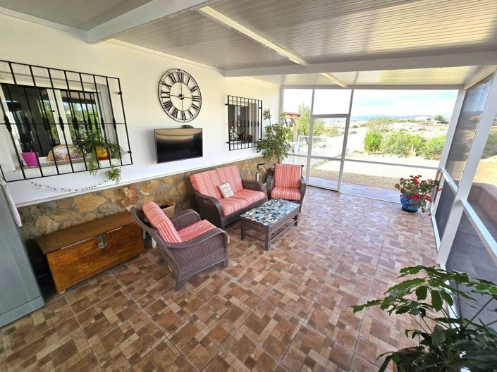 Image No.19-3 Bed Villa for sale