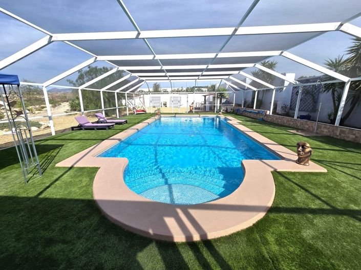 Image No.24-3 Bed Villa for sale