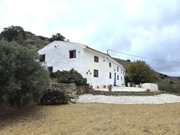 23246-cortijo-finca-for-sale-in-velez-rubio-8
