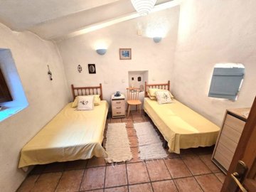 23246-cortijo-finca-for-sale-in-velez-rubio-8