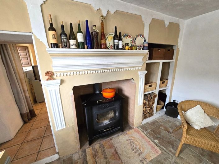 Image No.5-6 Bed Property for sale