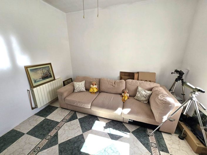 Image No.10-3 Bed Villa for sale