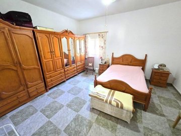 23247-villa-for-sale-in-oria-855974-xml