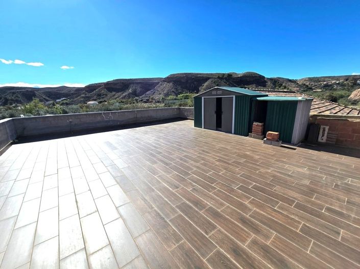 Image No.21-3 Bed Villa for sale