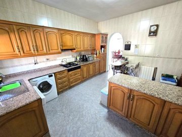 23247-villa-for-sale-in-oria-855977-xml