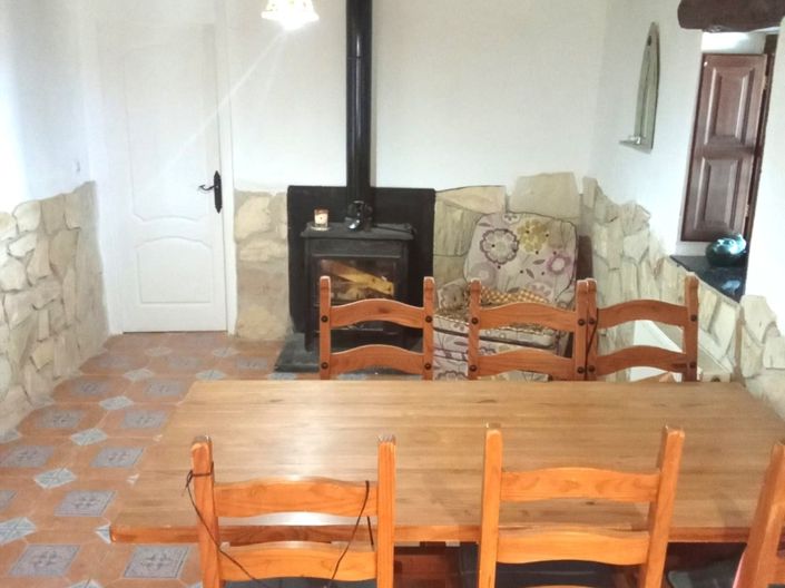 Image No.6-6 Bed Property for sale