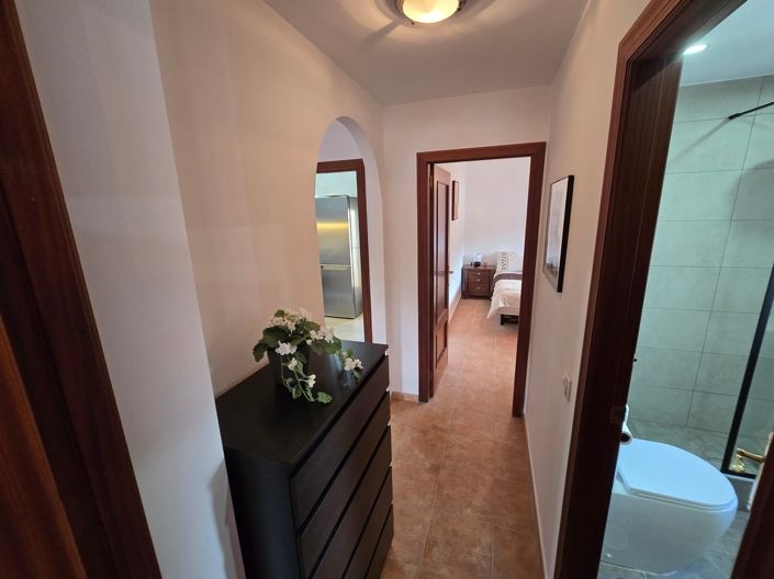 Image No.11-3 Bed Villa for sale