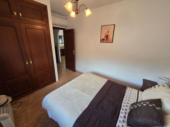 Image No.18-3 Bed Villa for sale