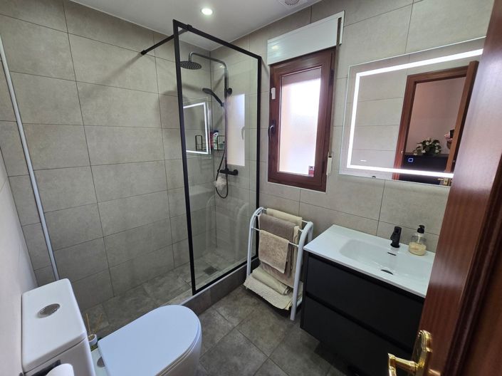 Image No.21-3 Bed Villa for sale