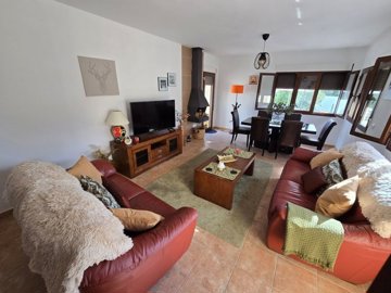 23344-villa-for-sale-in-cariatiz-860795-xml