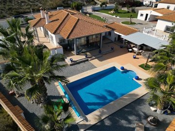 23356-villa-for-sale-in-cerro-gordo-860876-xm