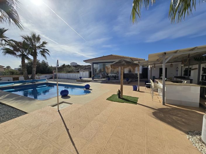 Image No.21-3 Bed Villa for sale