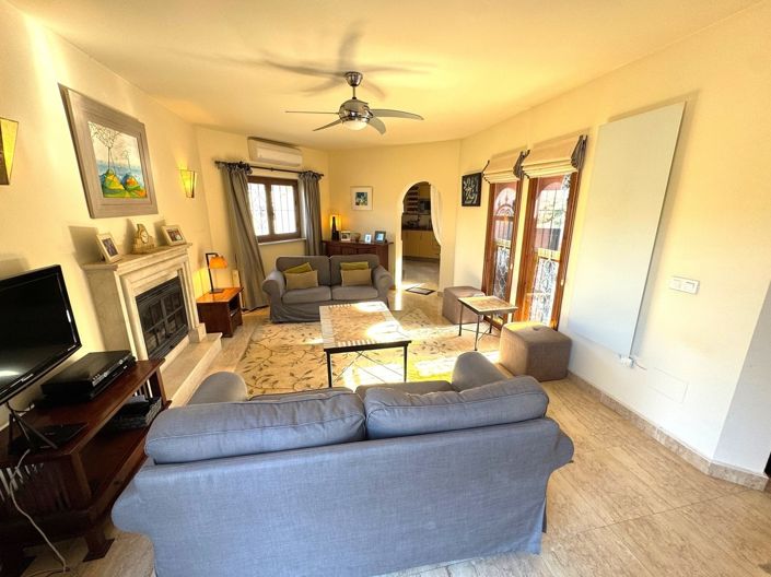 Image No.12-3 Bed Villa for sale