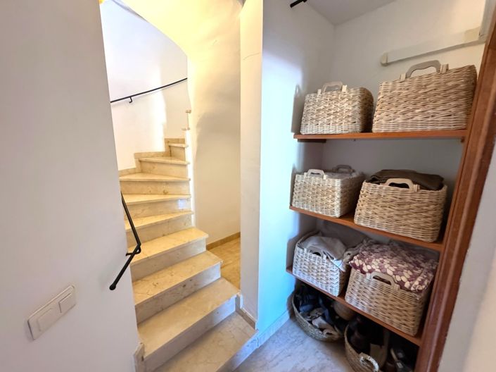 Image No.20-3 Bed Villa for sale