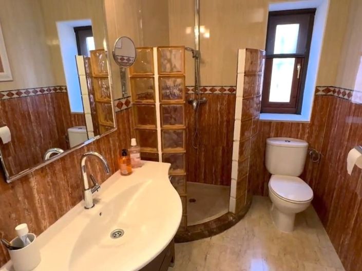 Image No.21-3 Bed Villa for sale