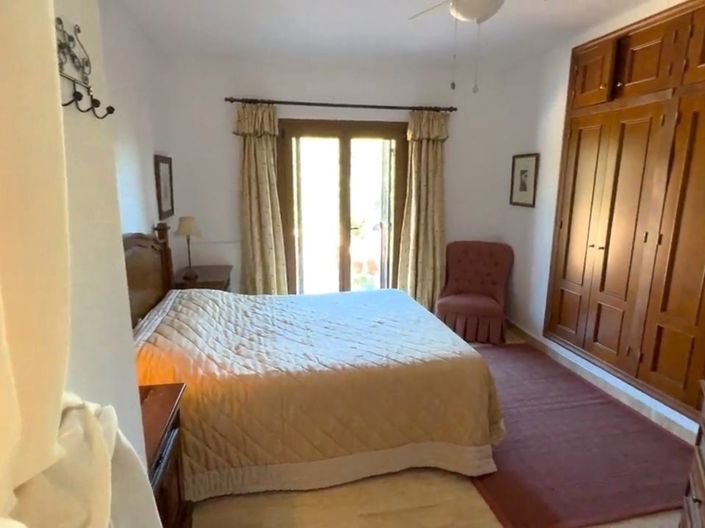 Image No.22-3 Bed Villa for sale