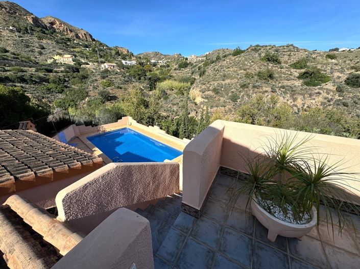 Image No.28-3 Bed Villa for sale