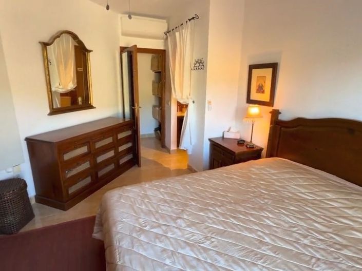 Image No.28-3 Bed Villa for sale