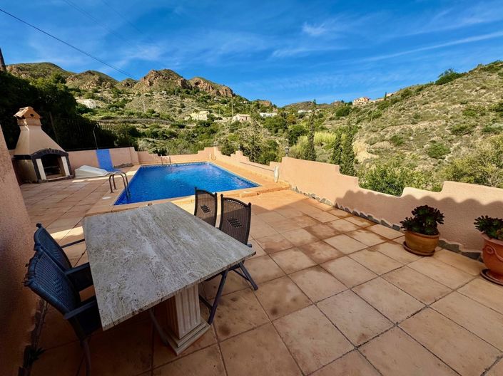 Image No.6-3 Bed Villa for sale