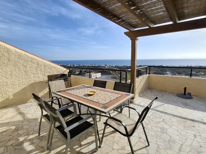 Image No.2-4 Bed Villa for sale