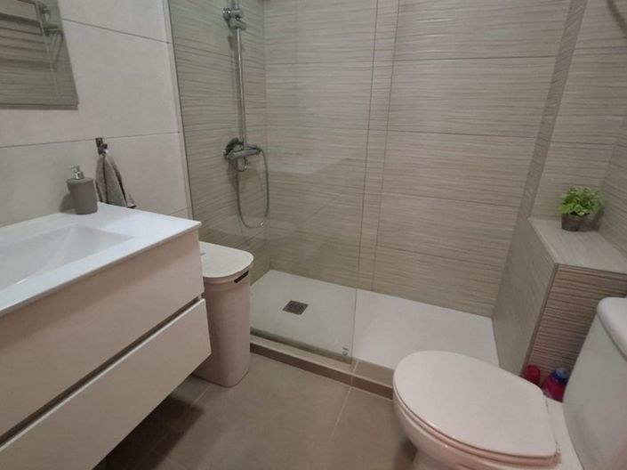 Image No.17-3 Bed Apartment for sale