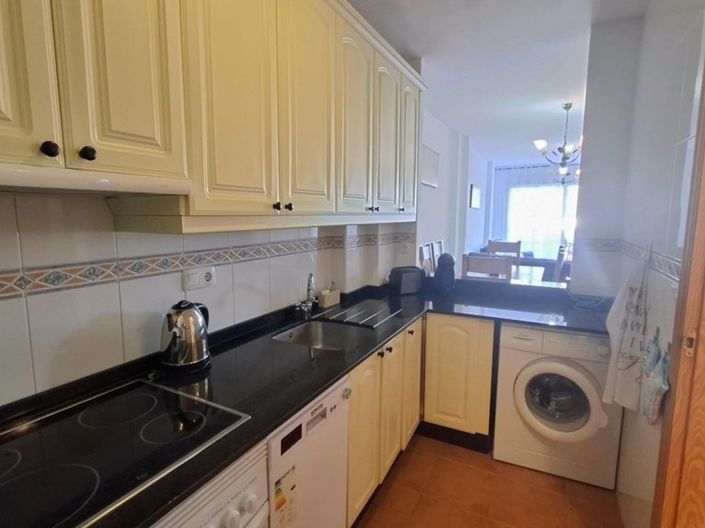 Image No.8-3 Bed Apartment for sale