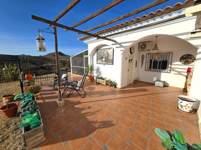 Image No.20-3 Bed Villa for sale