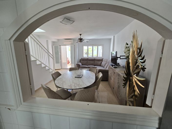 Image No.8-3 Bed Property for sale