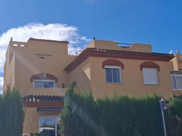 23408-duplex-townhouse-for-sale-in-los-gallar