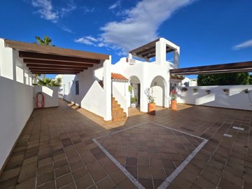 4 Bed Villa for sale