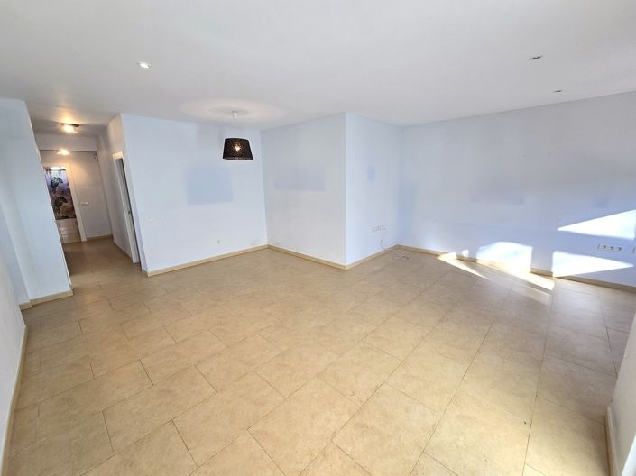 Image No.18-4 Bed Villa for sale