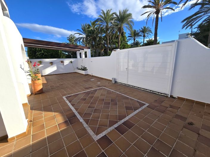 Image No.20-4 Bed Villa for sale