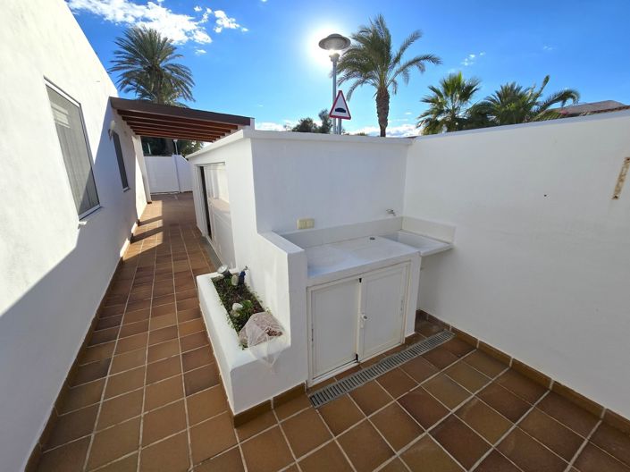 Image No.24-4 Bed Villa for sale