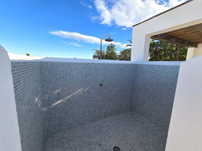 Image No.27-4 Bed Villa for sale