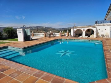 23460-cortijo-finca-for-sale-in-villanueva-de