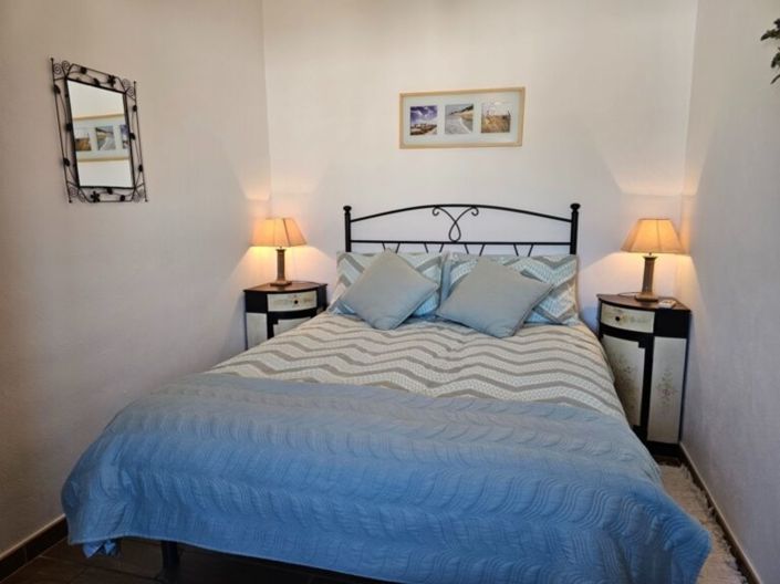 Image No.18-9 Bed Property for sale