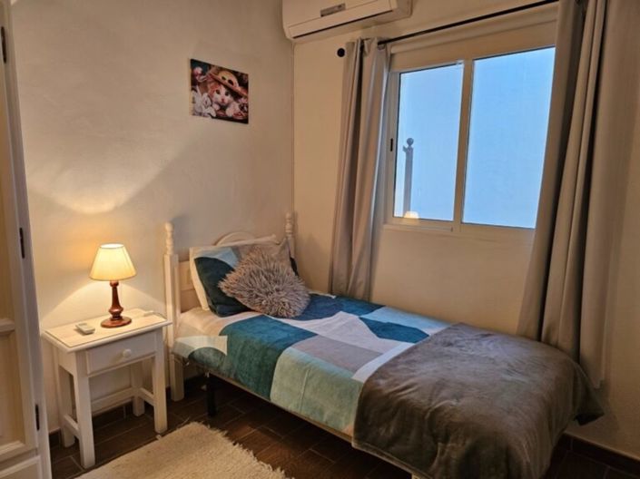 Image No.20-9 Bed Property for sale