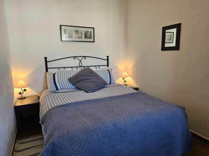 Image No.23-9 Bed Property for sale