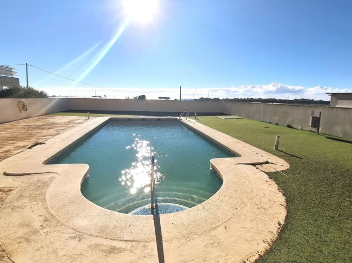 Image No.22-2 Bed Apartment for sale