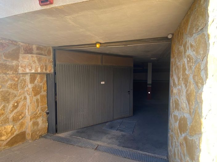 Image No.24-2 Bed Apartment for sale