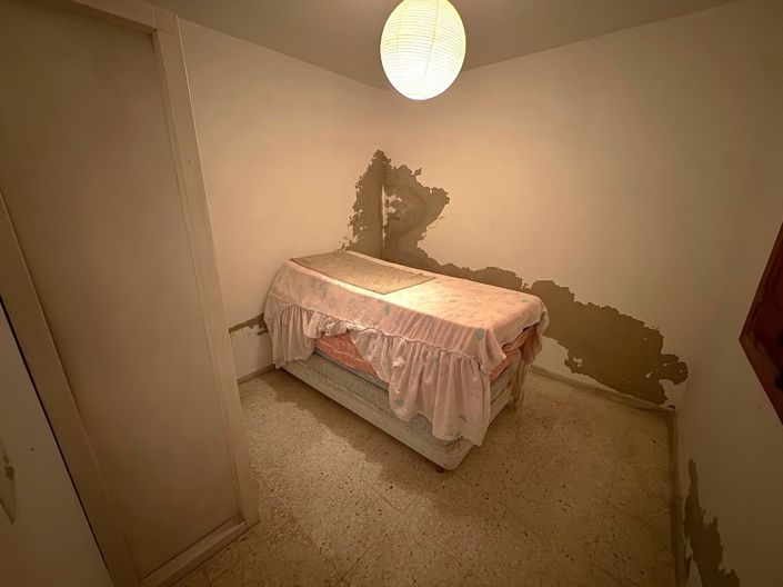 Image No.22-8 Bed Village House for sale